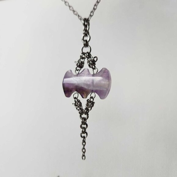 Gothic Victorian purple quartz chainmail necklace with a small silver chain - Picture 6 of 9
